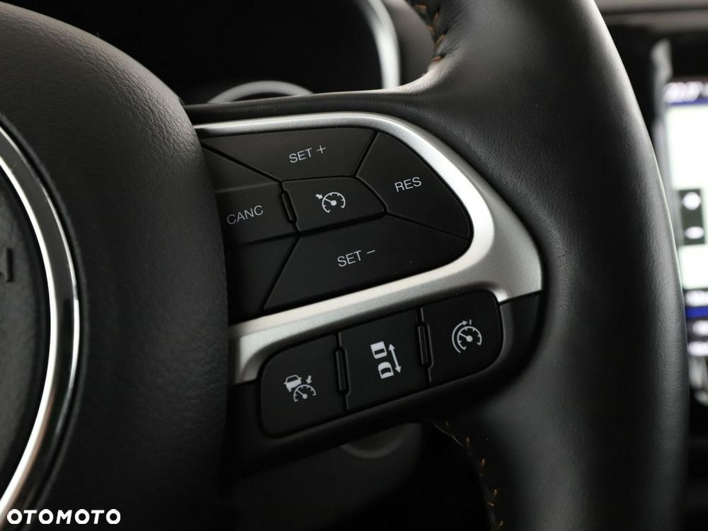 Jeep Compass 1.4 TMair Limited 4WD S&S - 33
