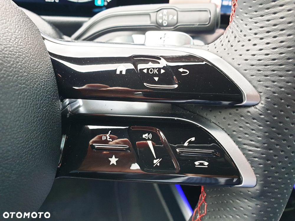 Mercedes-Benz GLB 220 d 4-Matic AMG Line 8G-DCT - 27