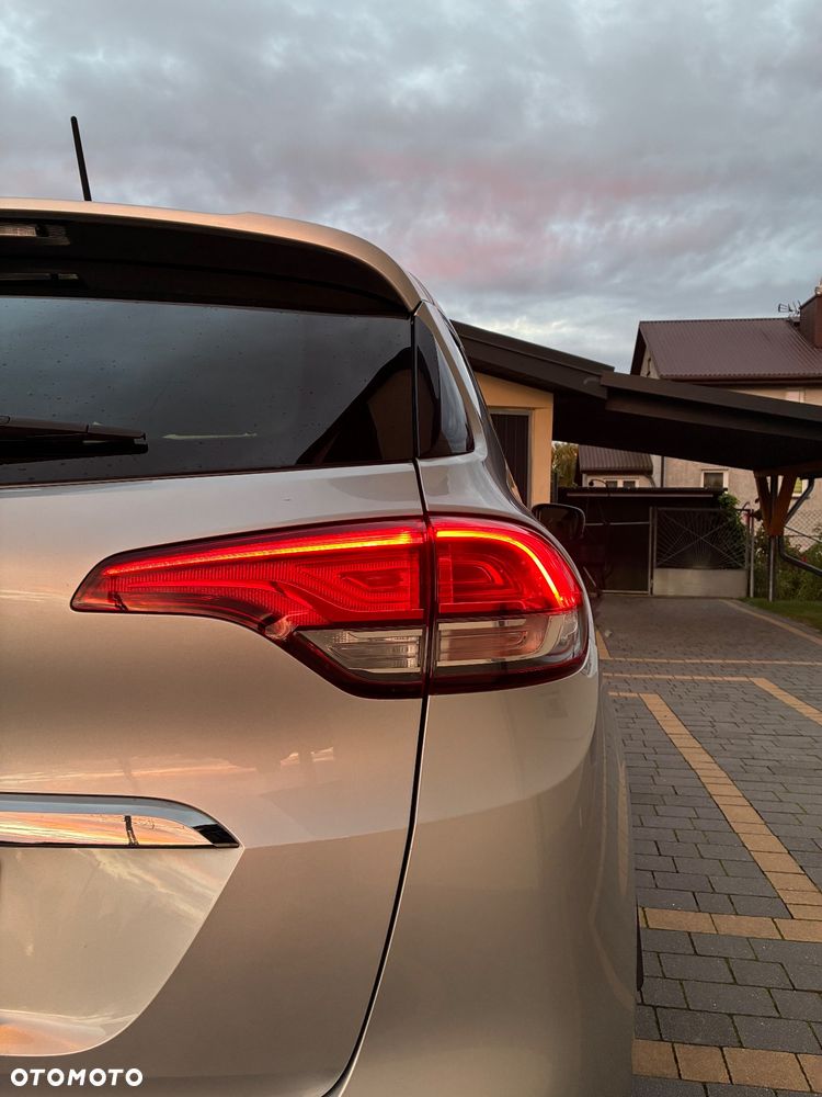 Renault Scenic ENERGY dCi 160 EDC INITIALE PARIS - 32