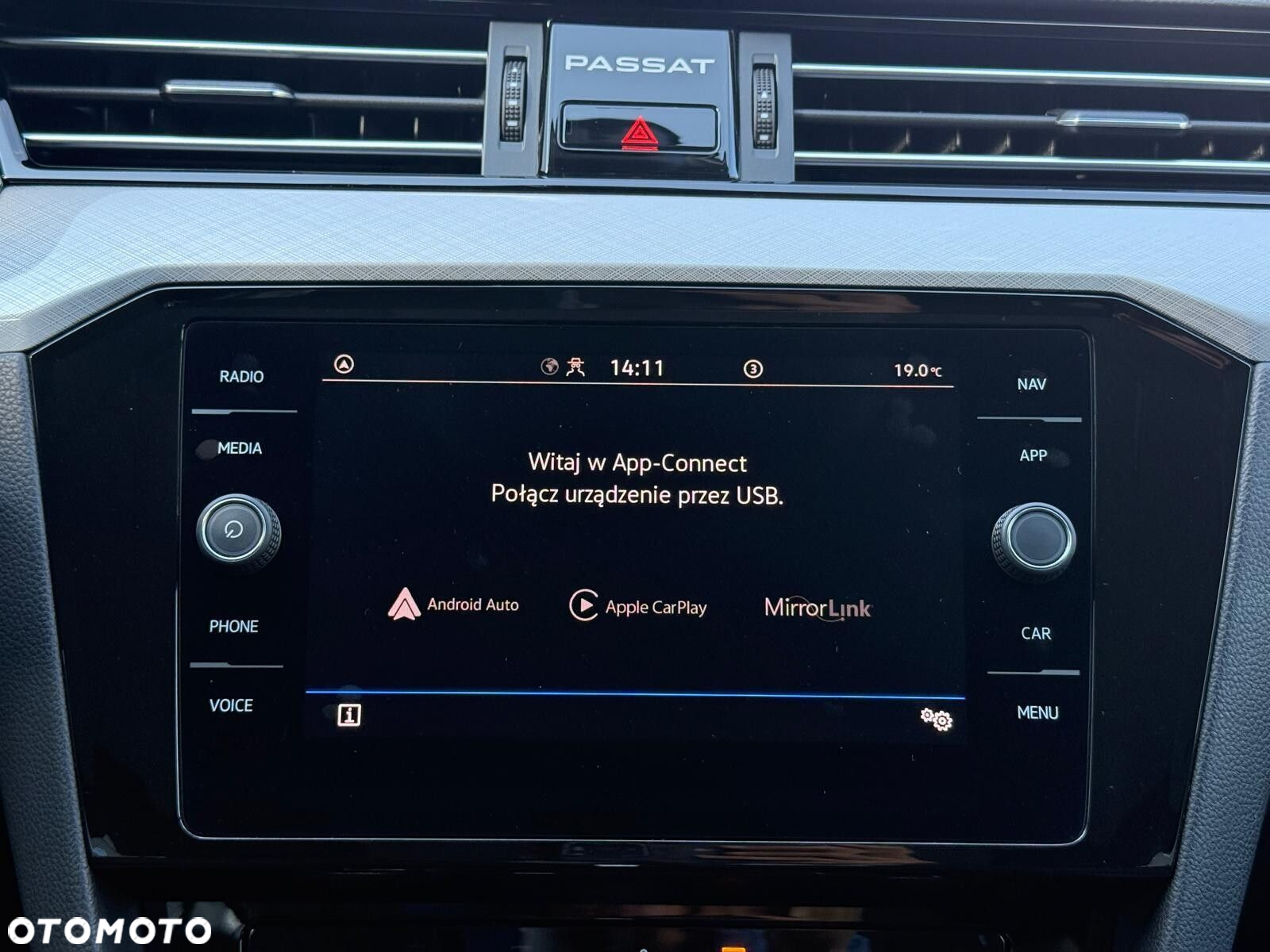 Volkswagen Passat - 17