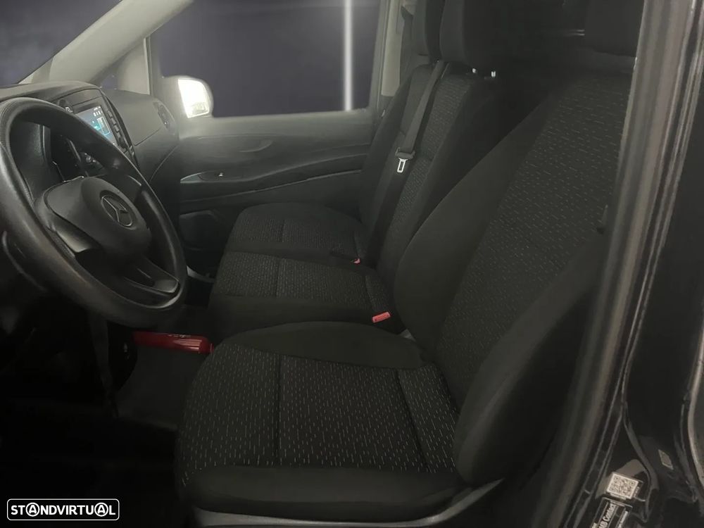 Mercedes-Benz eVito Tourer Longa PRO - 11