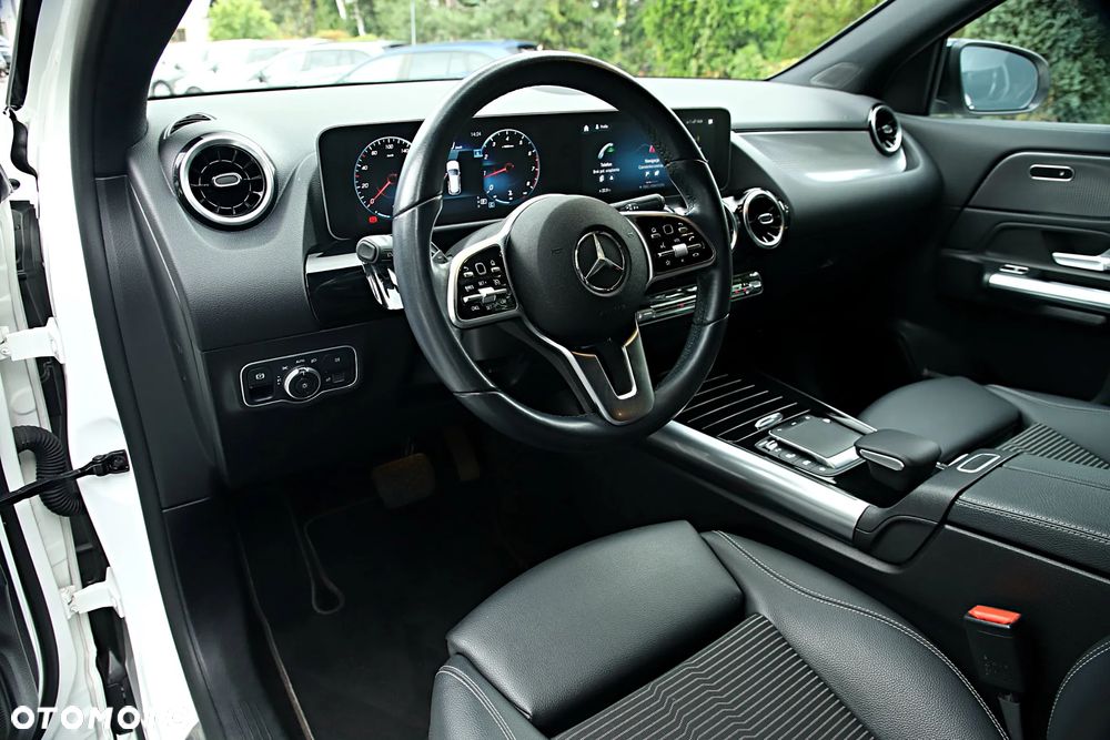 Mercedes-Benz GLA 200 Style - 21