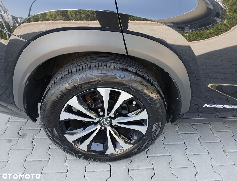 Lexus NX 300h F Impression AWD - 12