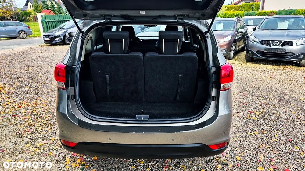 Kia Carens 1.6 GDI XL 7os - 30
