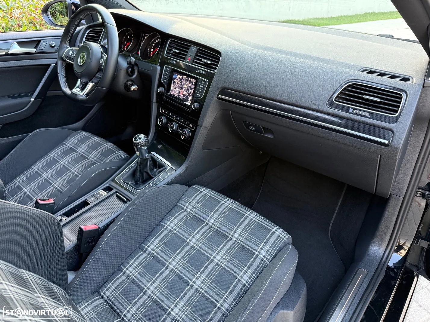 VW Golf 2.0 TDI GTD - 30