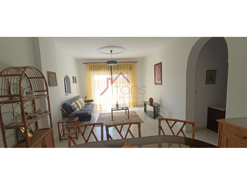 Apartamento T2 Vila Rosa - Grande imagem: 2/26