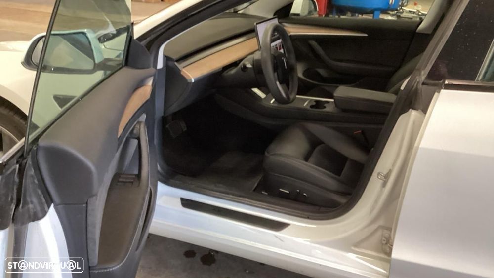 Tesla Model 3 Long Range AWD Dual Motor - 5