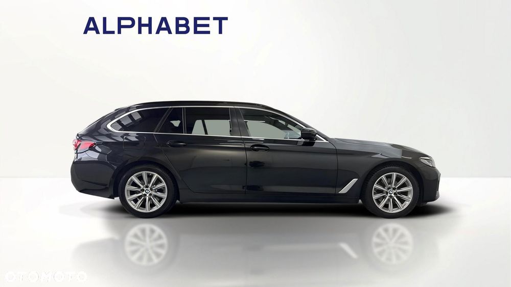 BMW Seria 5 520d xDrive mHEV - 3