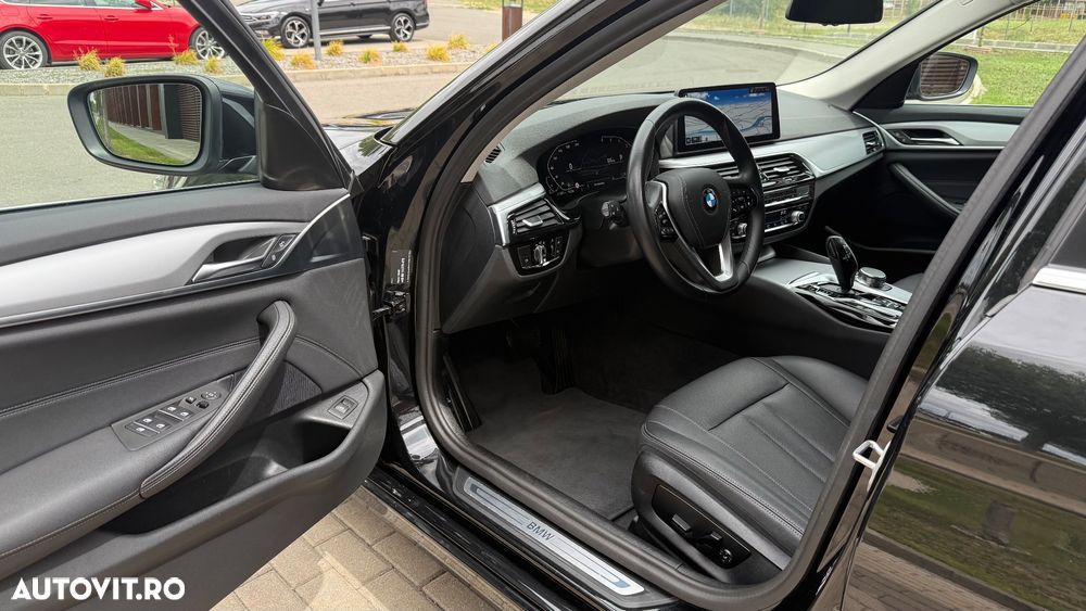 BMW Seria 5 520d xDrive Aut. Sport Line - 14