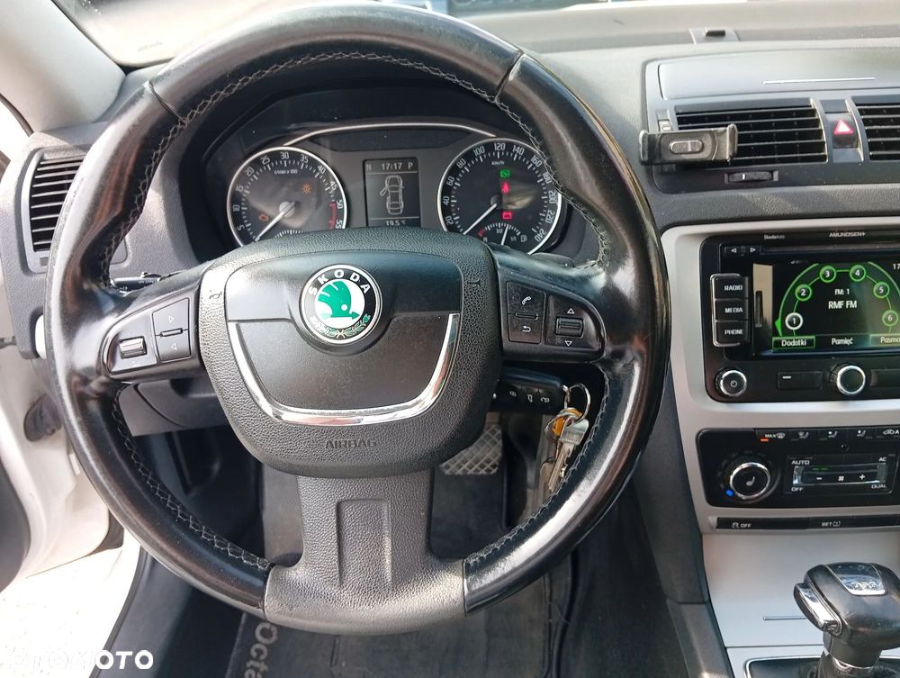 Skoda Octavia 2.0 TDI DPF Ambition DSG - 13