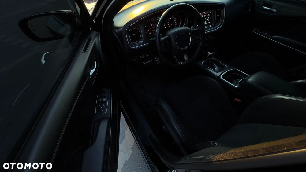 Dodge Charger 6.4 Scat Pack Widebody - 21