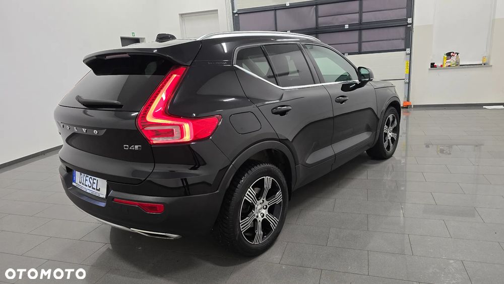 Volvo XC 40 D4 AWD Inscription - 3