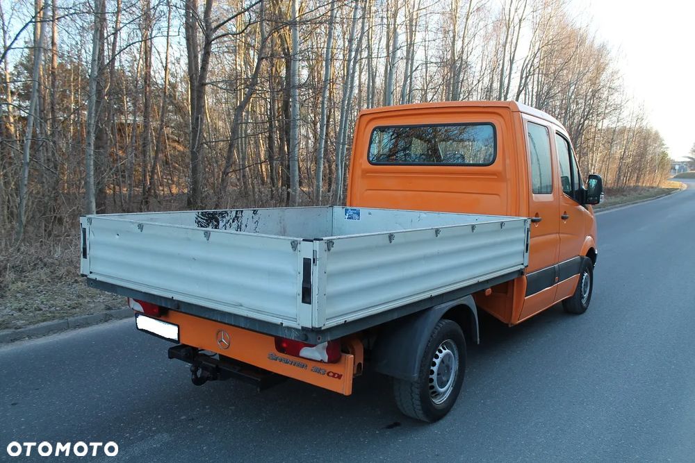 Mercedes-Benz Sprinter - 4