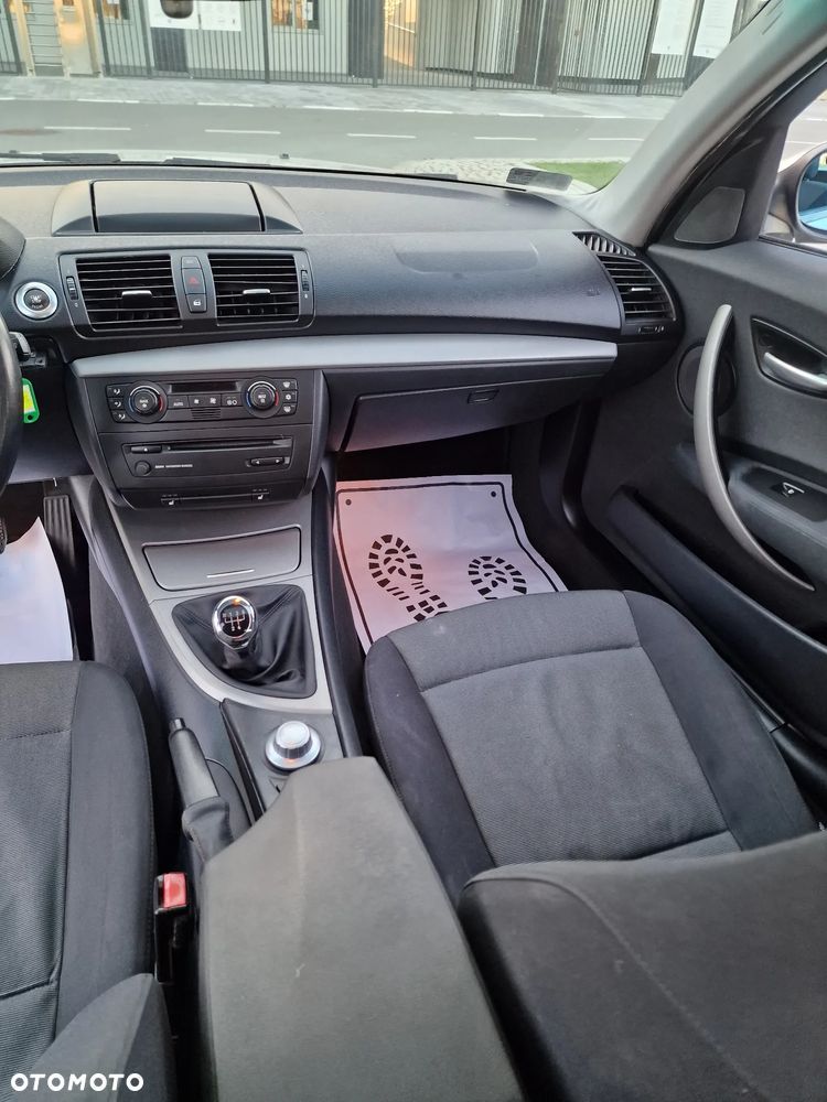 BMW Seria 1 - 29