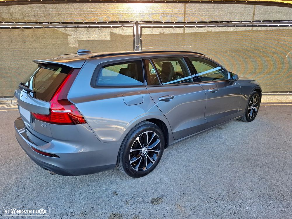 Volvo V60 2.0 D3 Momentum - 18