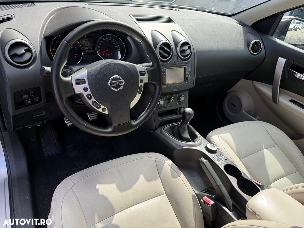 Nissan Qashqai 1.6 dCi DPF 4x4 tekna - 16