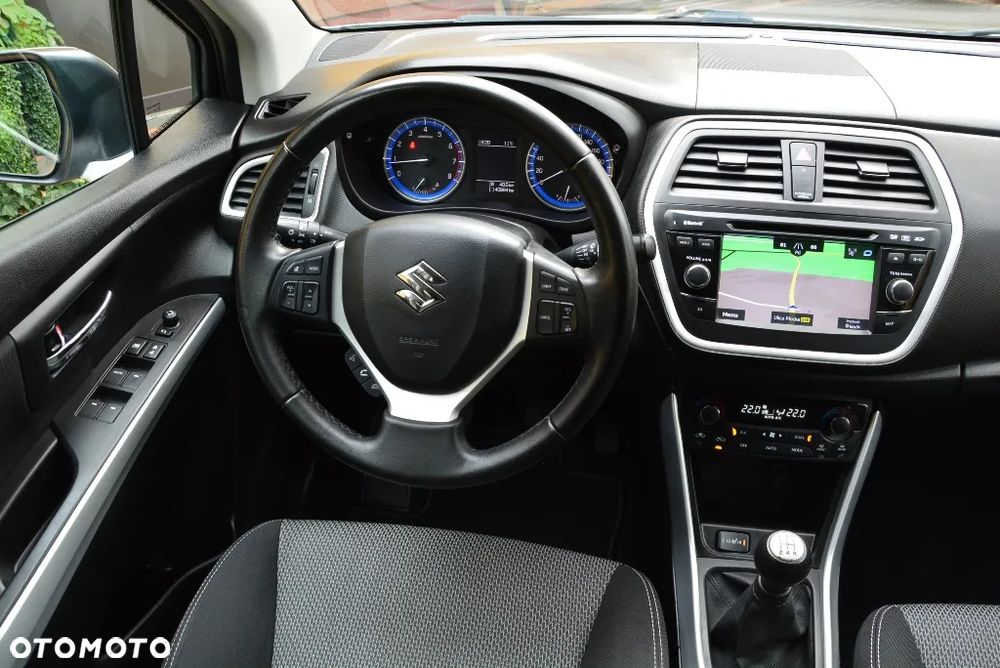 Suzuki SX4 S-Cross 1.6 Premium Plus - 23
