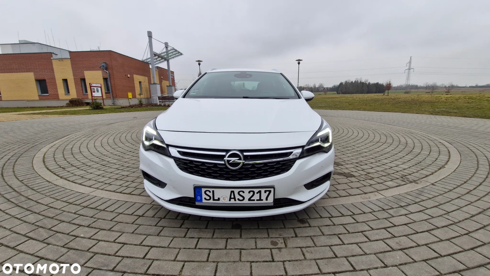 Opel Astra 1.6 D Start/Stop Sports Tourer Business - 2