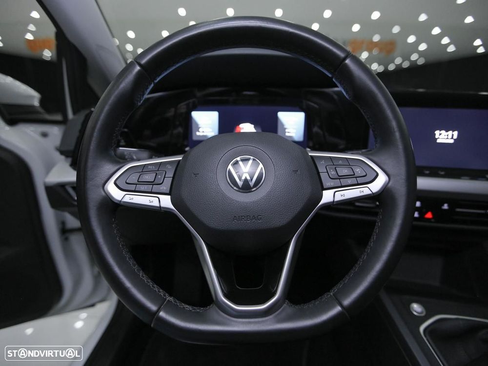 VW Golf 2.0 TDI Style - 13