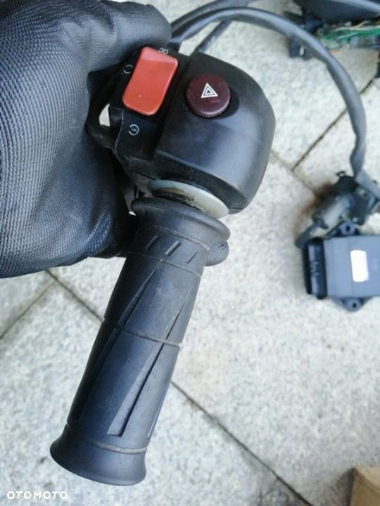 APRILIA PEGASO STRADA 660 koło felga ZBIORNIK BAK PALIWA OŚKA ZACISK - 4