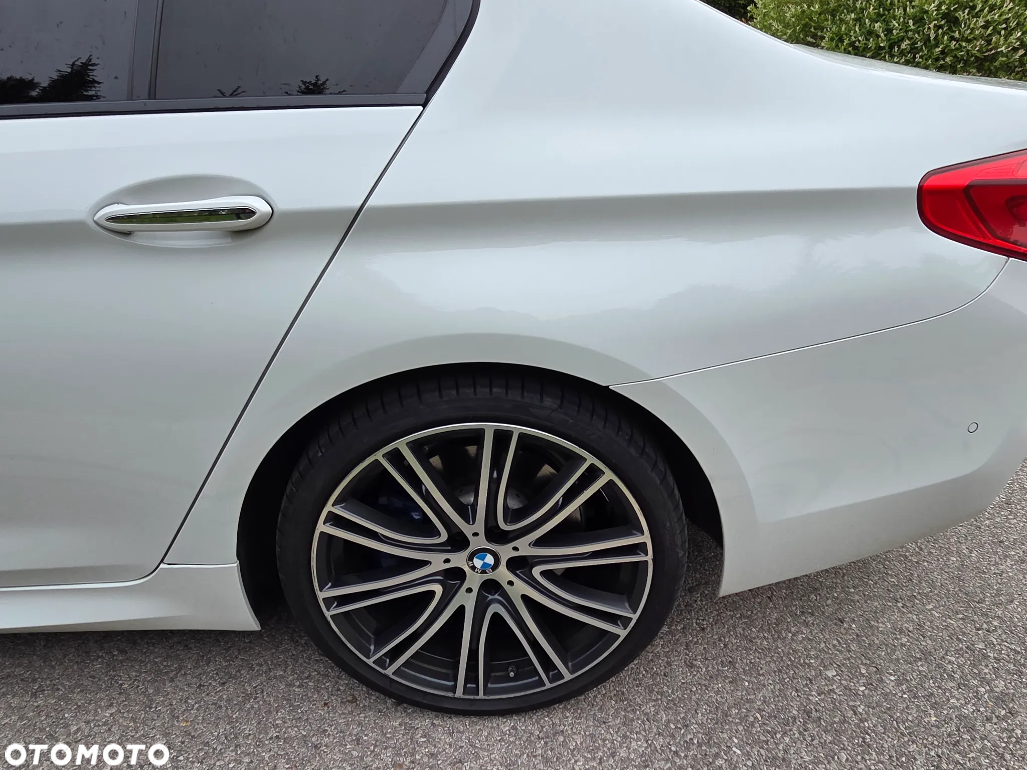 BMW Seria 5 530d xDrive M Sport sport - 11
