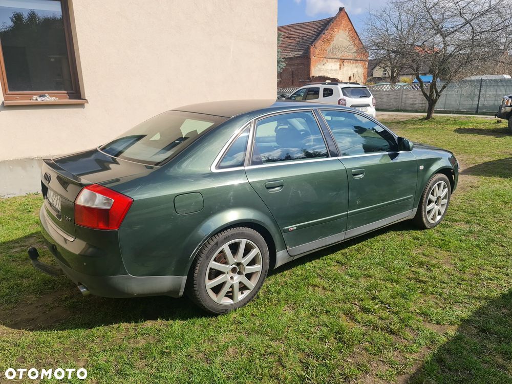 Audi A4 Limousine 1.8T - 11
