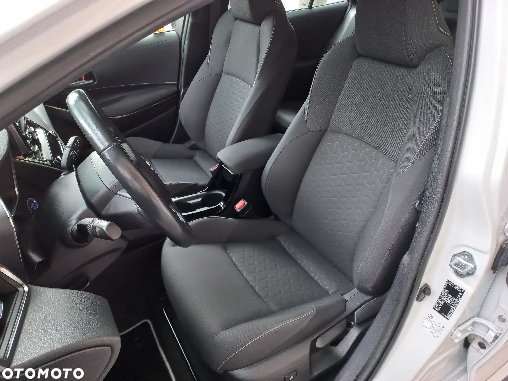 Toyota Corolla - 14