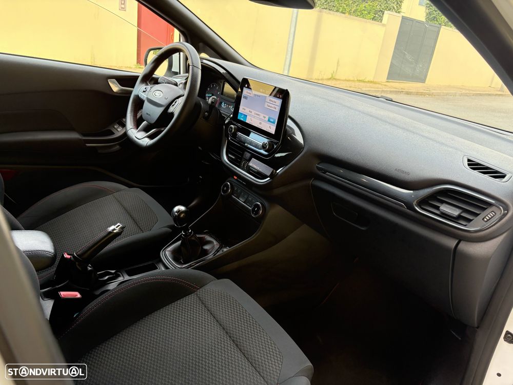 Ford Fiesta 1.0 EcoBoost ST-Line - 18