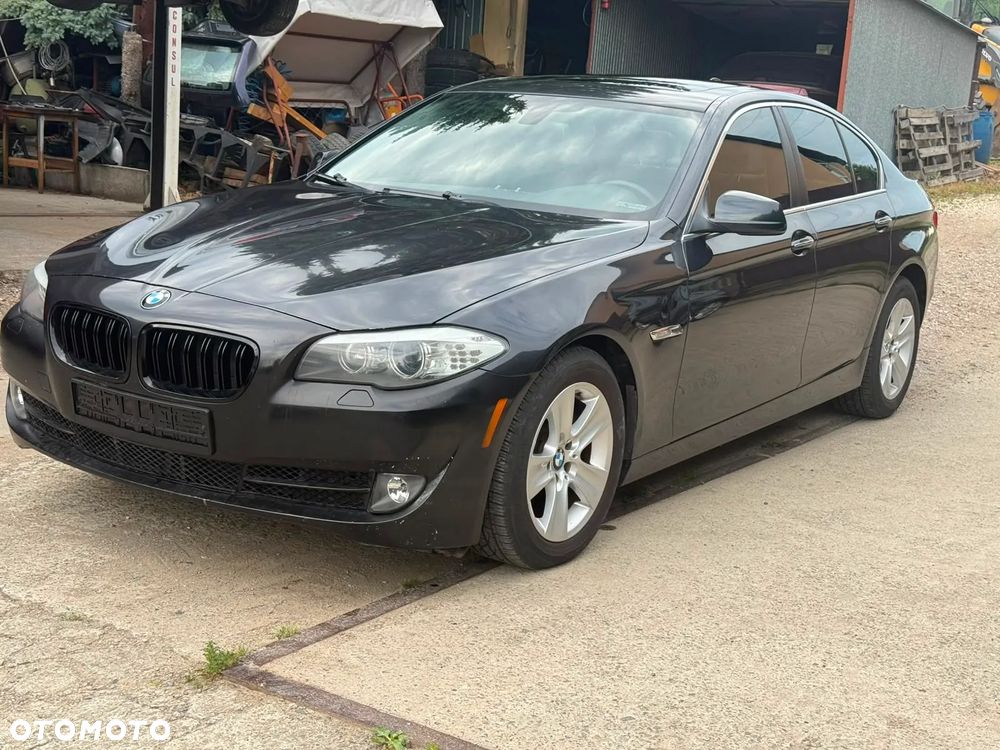 BMW Seria 5 528i xDrive - 5
