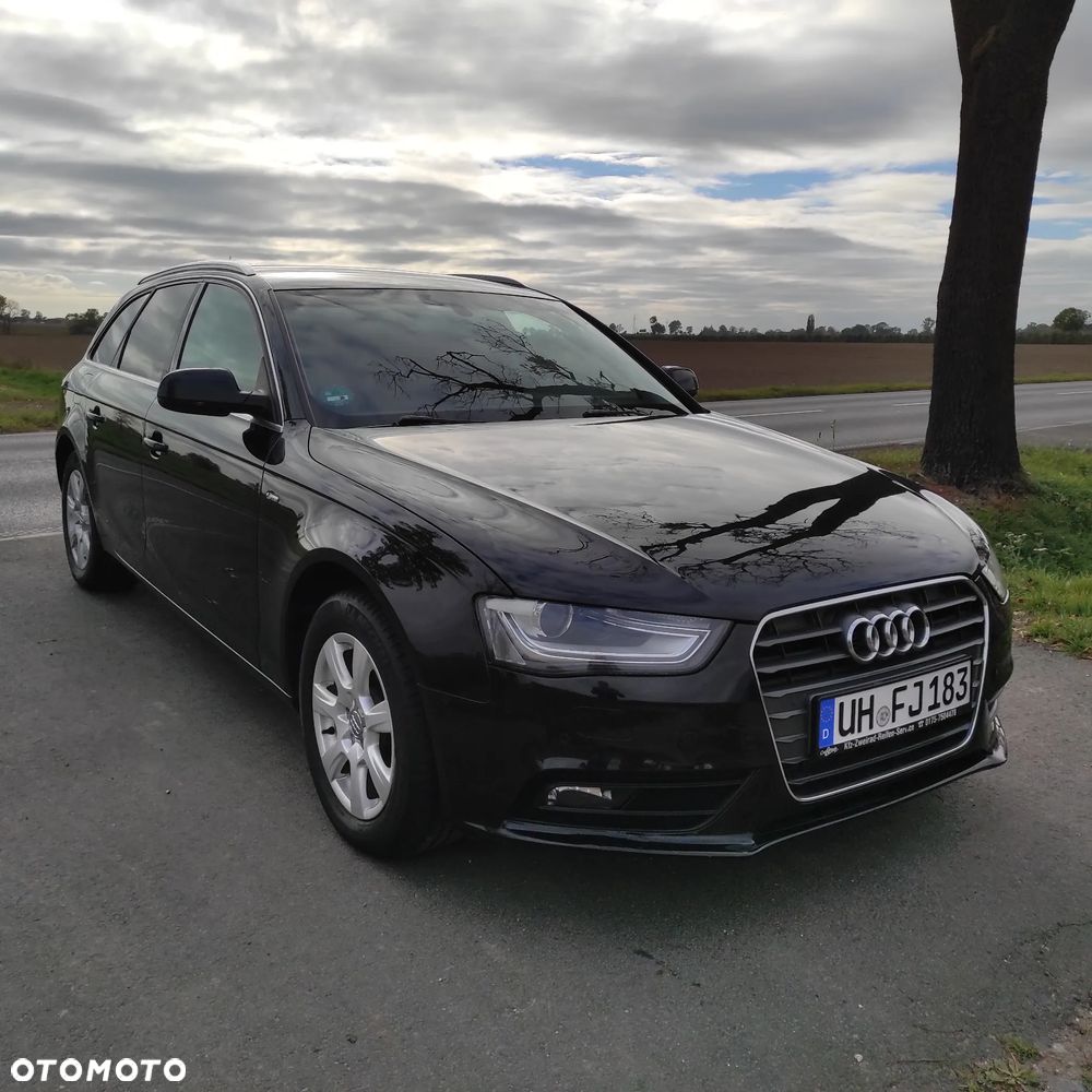 Audi A4 Avant 2012 photo 3