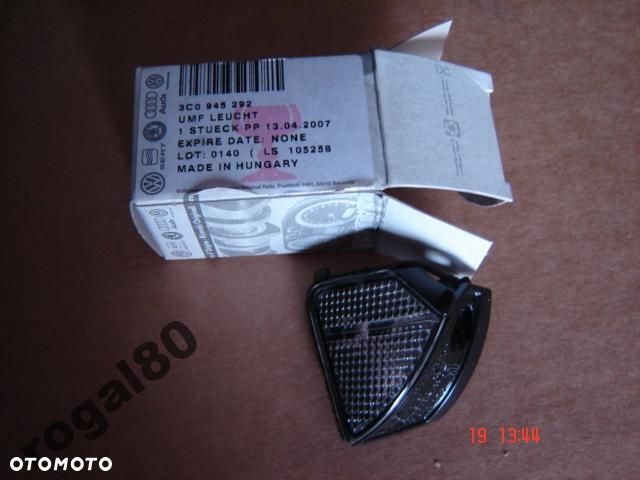 NOWY ORYG KIERUNKOWSKAZ BOCZNY LEWY 3C0945291 EOS - 1