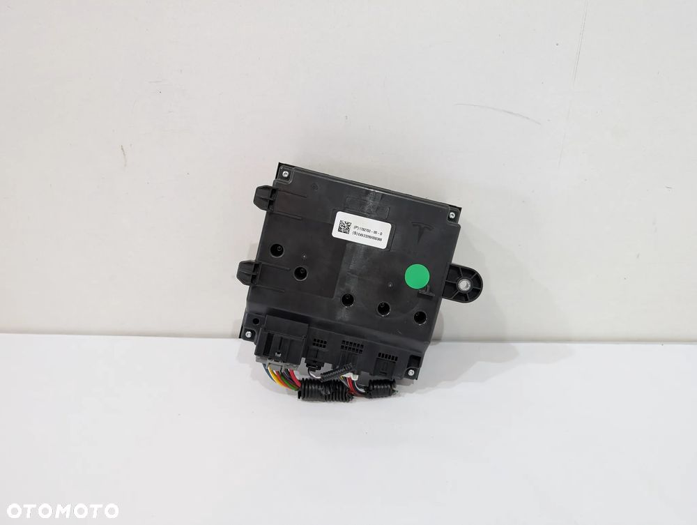 TESLA MODEL 3 LIFT WZMACNIACZ AUDIO HIGHLAND 1782702-00-D - 4