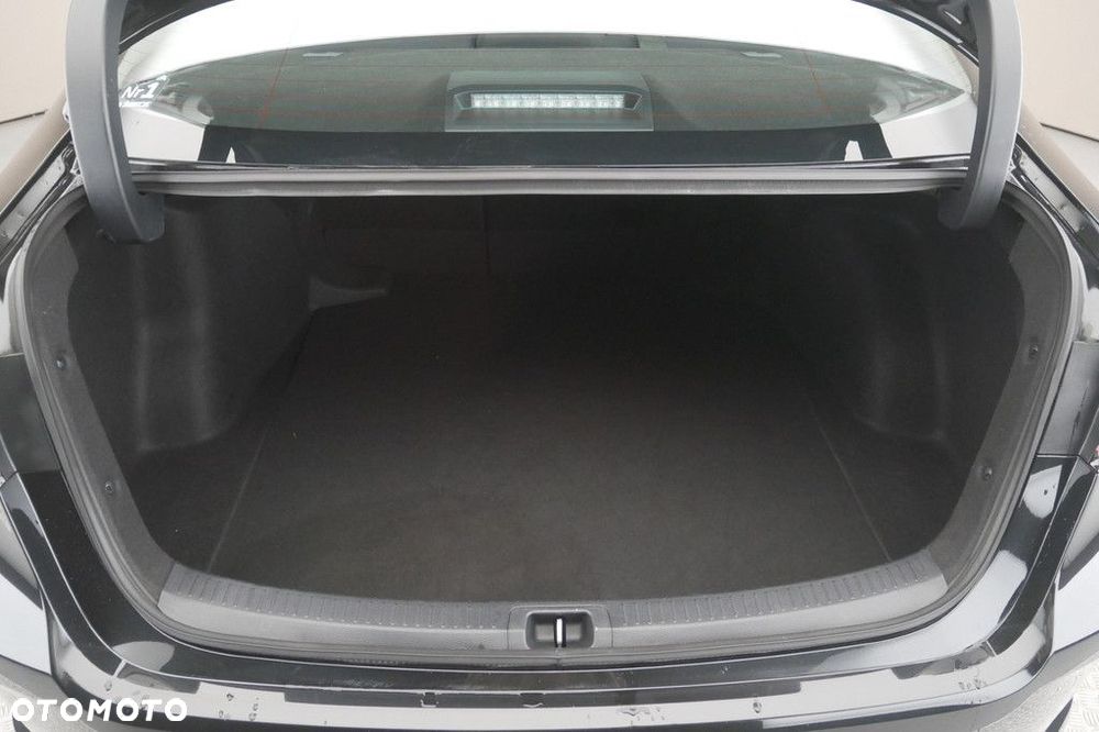 Toyota Corolla 1.8 Hybrid Active - 16