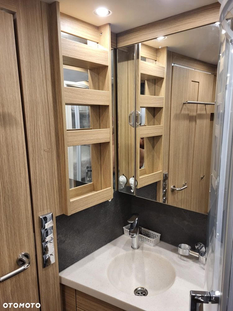 Niesmann-Bischoff 920 - 22