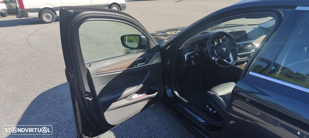 BMW 520 d Touring Aut. Luxury Line - 14