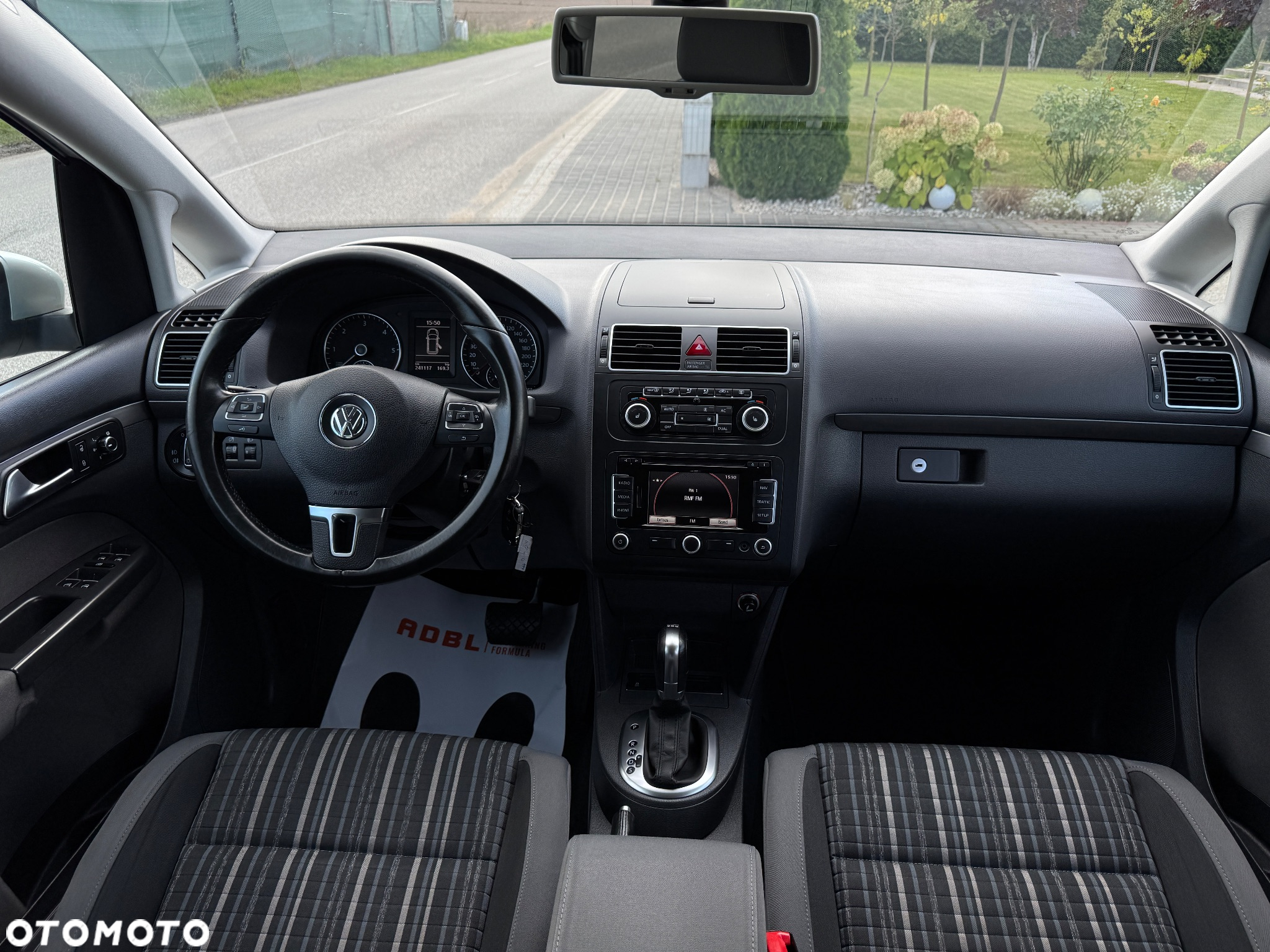 Volkswagen Touran 2.0 TDI DPF DSG Cross - 6