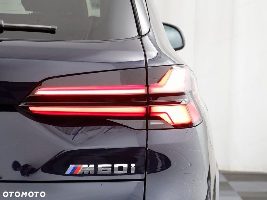 BMW X5 M50i - 4