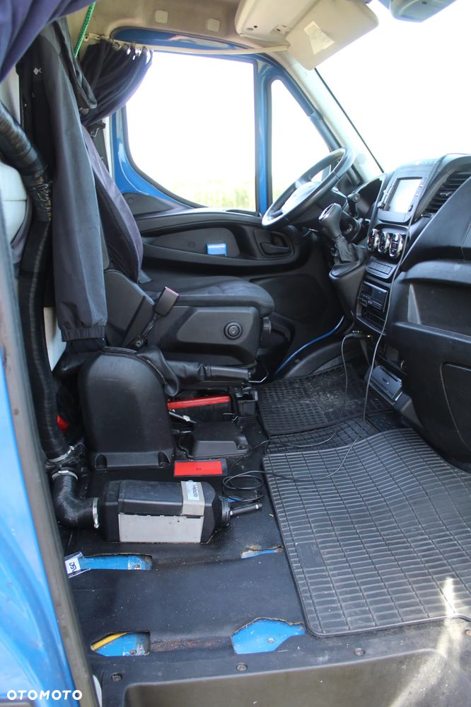 Iveco Daily 70C18 - 26