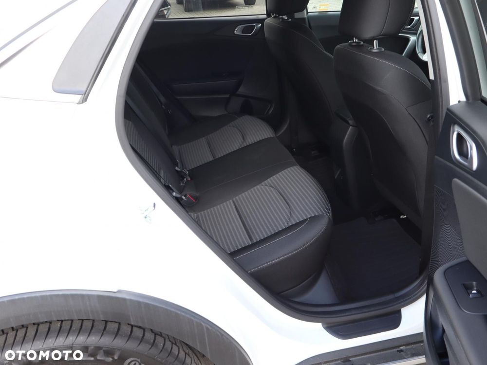 Kia XCeed 1.5 T-GDI M - 7