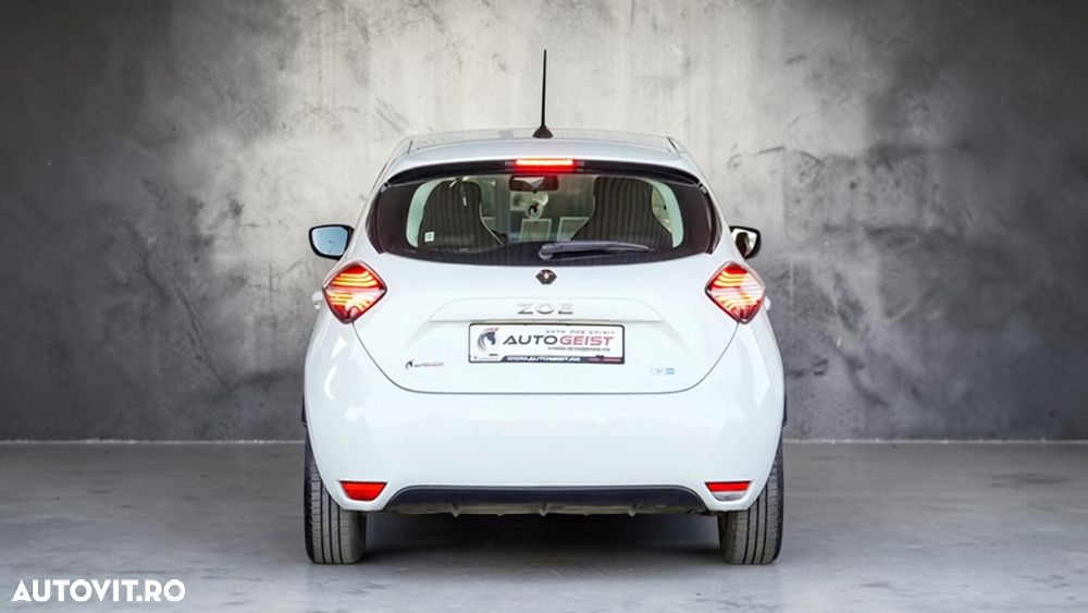 Renault ZOE - 8