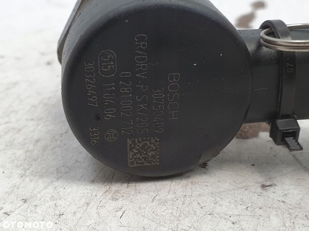 Volvo S60 I V70 II 2.4 D5 CZUJNIK PALIWA zawór 0281002712 - 5