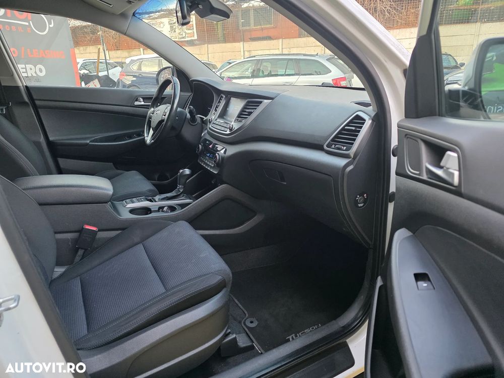 Hyundai Tucson blue 1.6 CRDi 2WD DCT Premium - 13