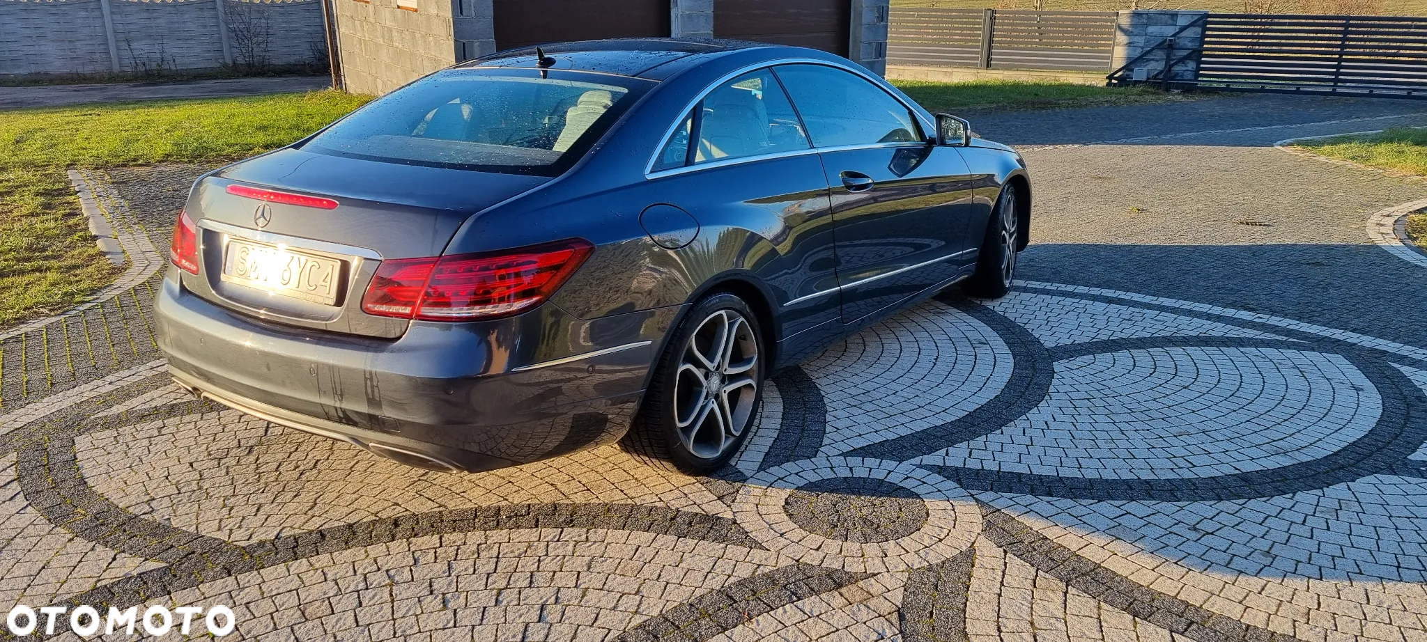 Mercedes-Benz Klasa E 250 - 3