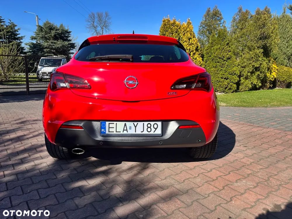 Opel Astra 1.6 Turbo Innovation - 11