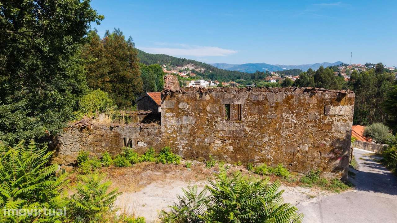 Quinta da Cachada, com 1.6 Hectares, Ruína de 246 m2 e Margem de Rio e - Grande imagem: 5/21