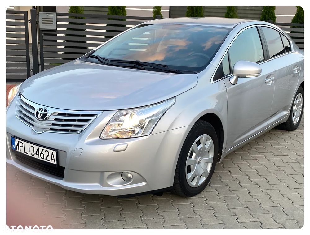 Toyota Avensis 1.6 Luna - 39