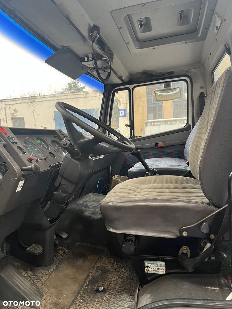 Mercedes-Benz 814 - 5