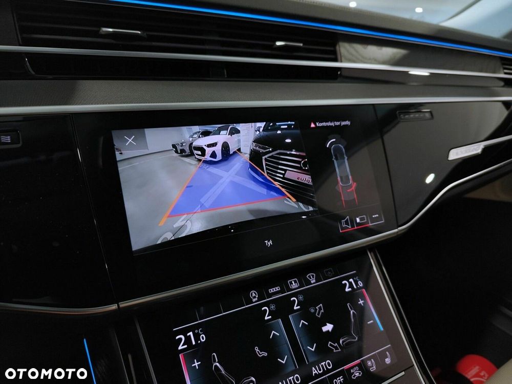 Audi A8 - 11