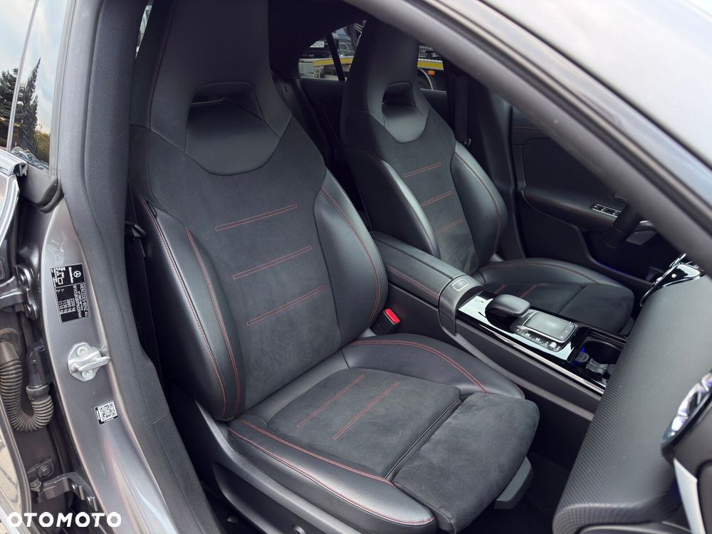 Mercedes-Benz CLA - 26