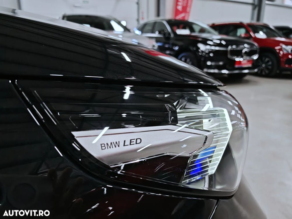 BMW Seria 5 520i AT MHEV - 35